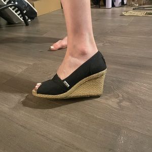 Toms wedges